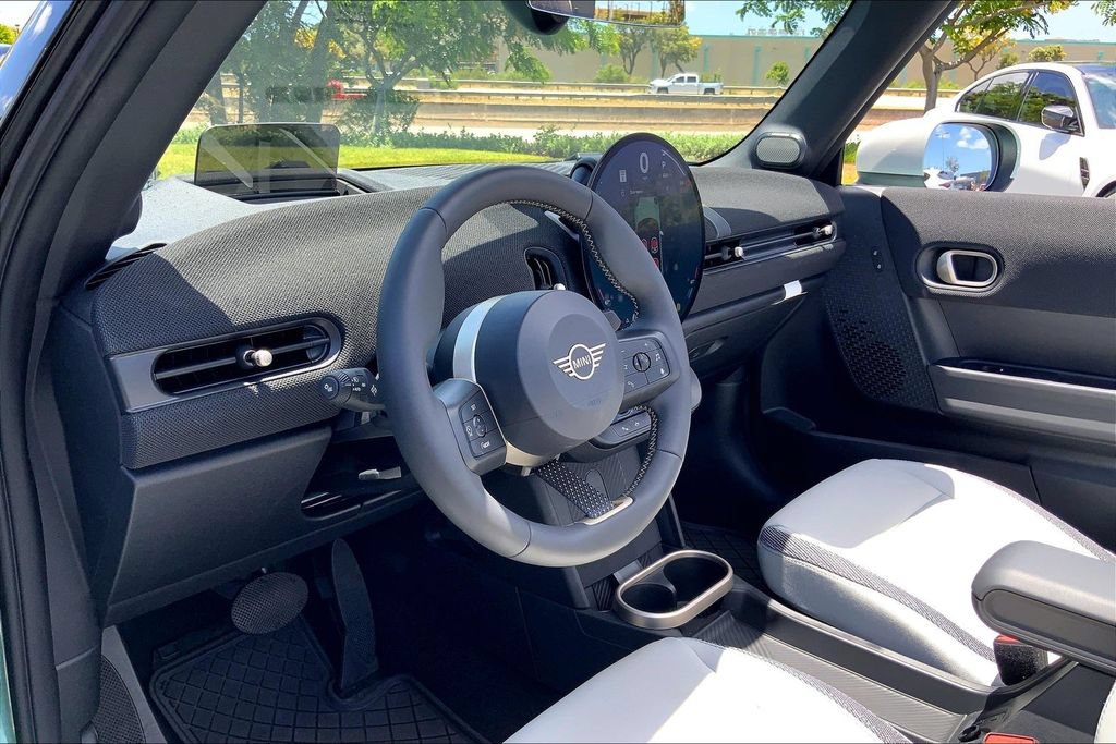 Used 2026 MINI Cooper S FWD image 15