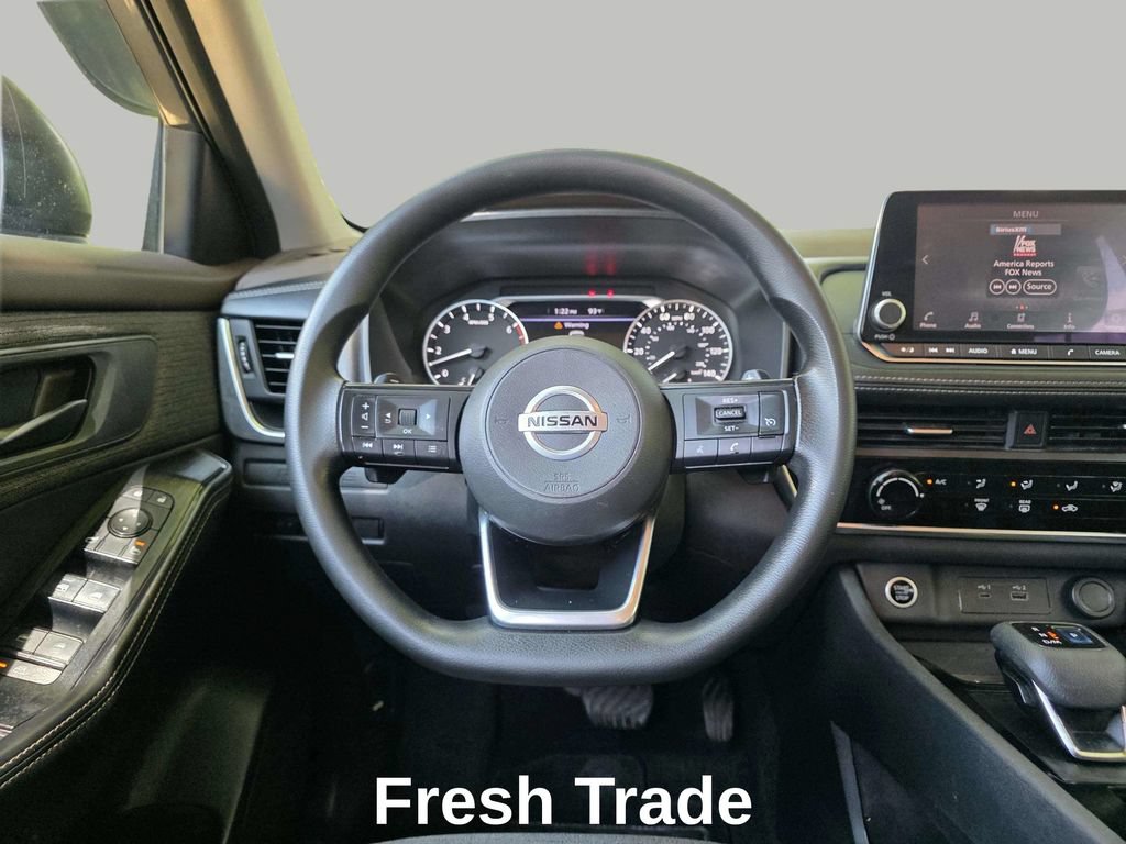 Used 2021 Nissan Rogue S AWD/4WD image 12