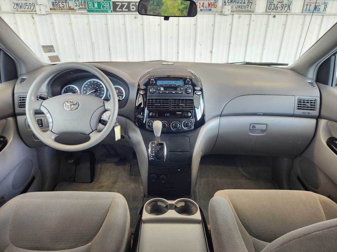 Used 2005 Toyota Sienna LE image 11