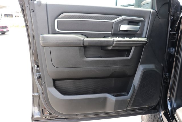 Used 2025 RAM 2500 Big Horn AWD/4WD image 12