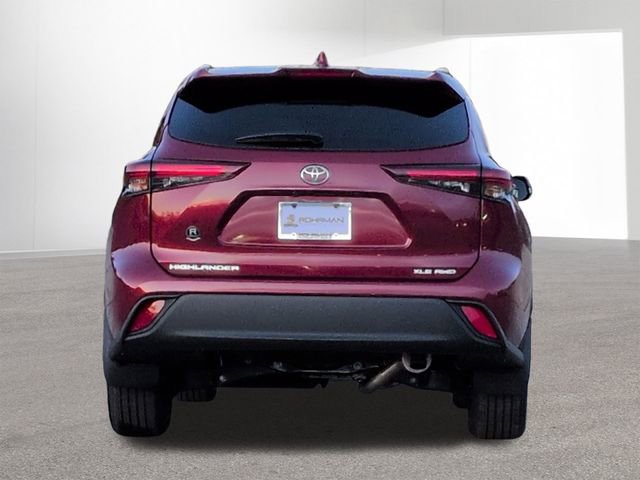 Certified 2026 Toyota Highlander XLE image 6