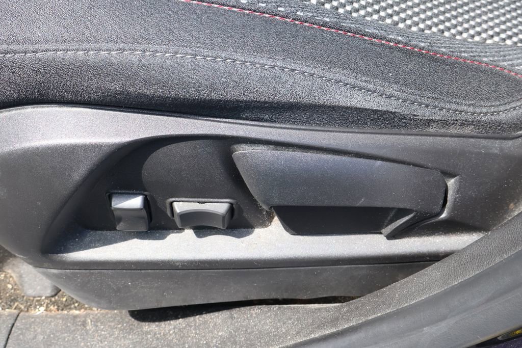 Used 2017 Chevrolet Equinox LS FWD image 10