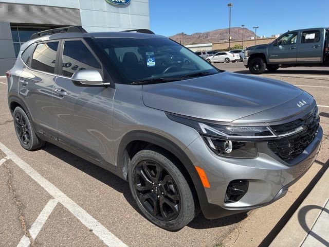 Used 2024 Kia Seltos X-Line AWD/4WD image 6