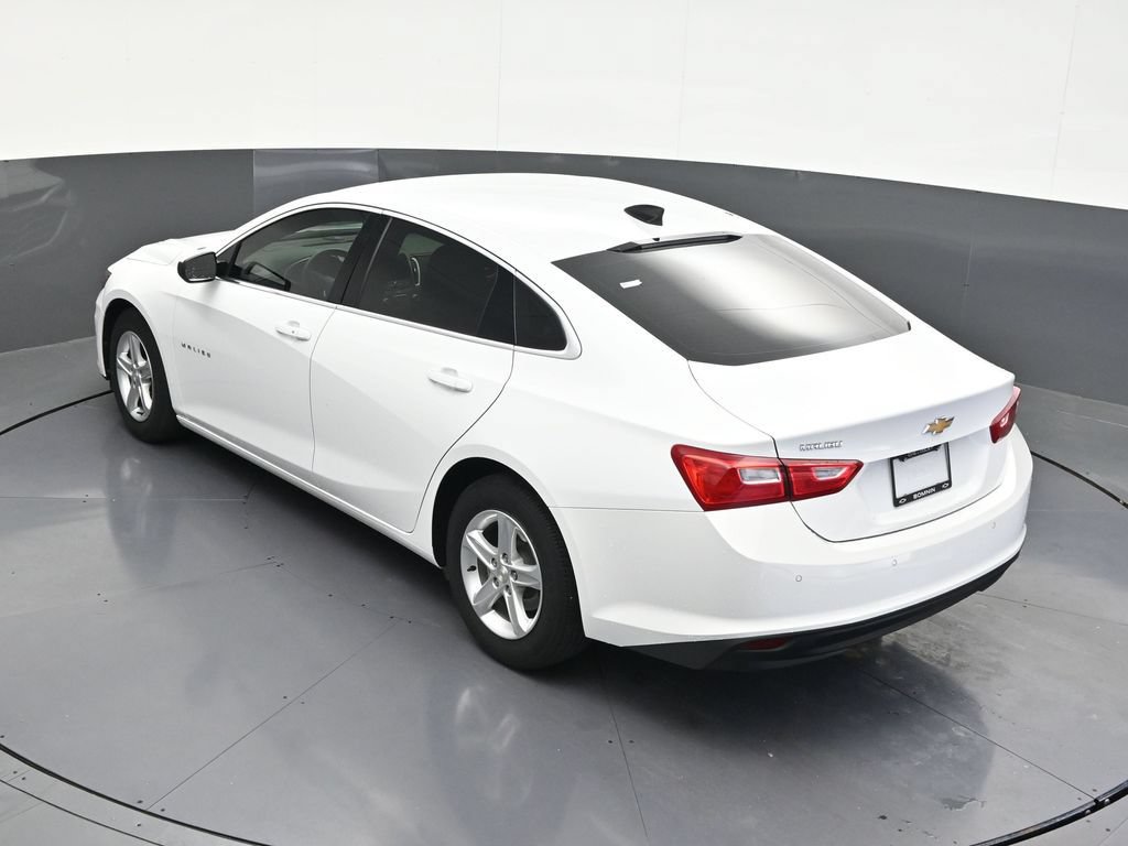 Used 2024 Chevrolet Malibu LS FWD image 17