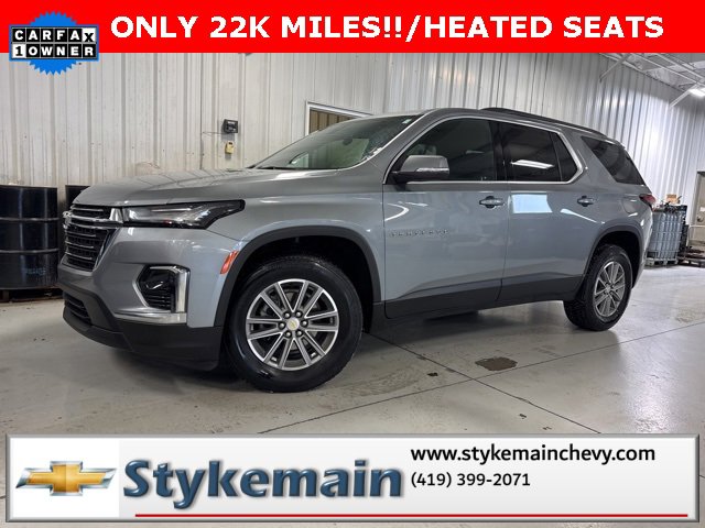Used 2023 Chevrolet Traverse LT image 1