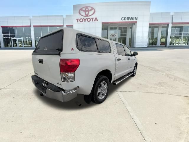 Used 2008 Toyota Tundra 4x4 CrewMax image 3