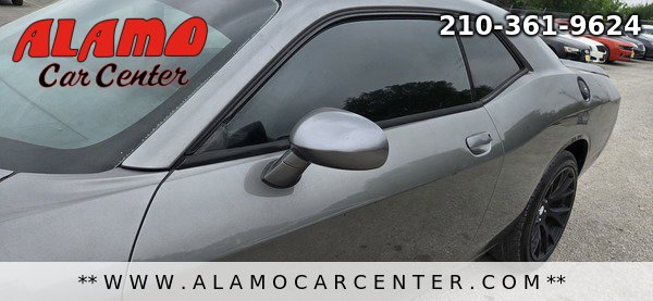 Used 2012 Dodge Challenger SXT RWD image 9