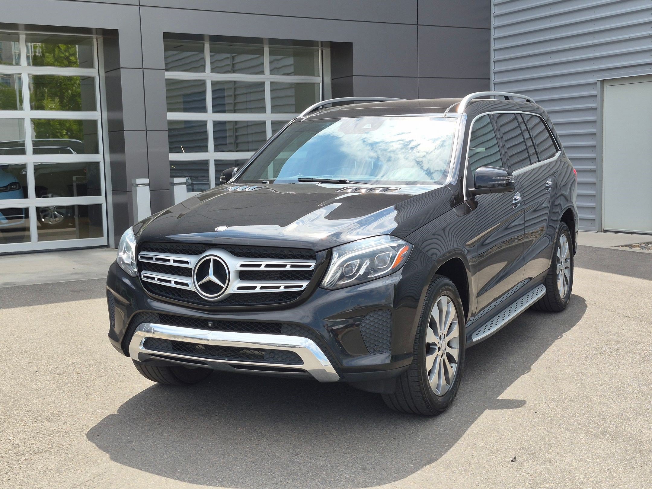 Used 2017 Mercedes-Benz GLS 450 4MATIC image 8
