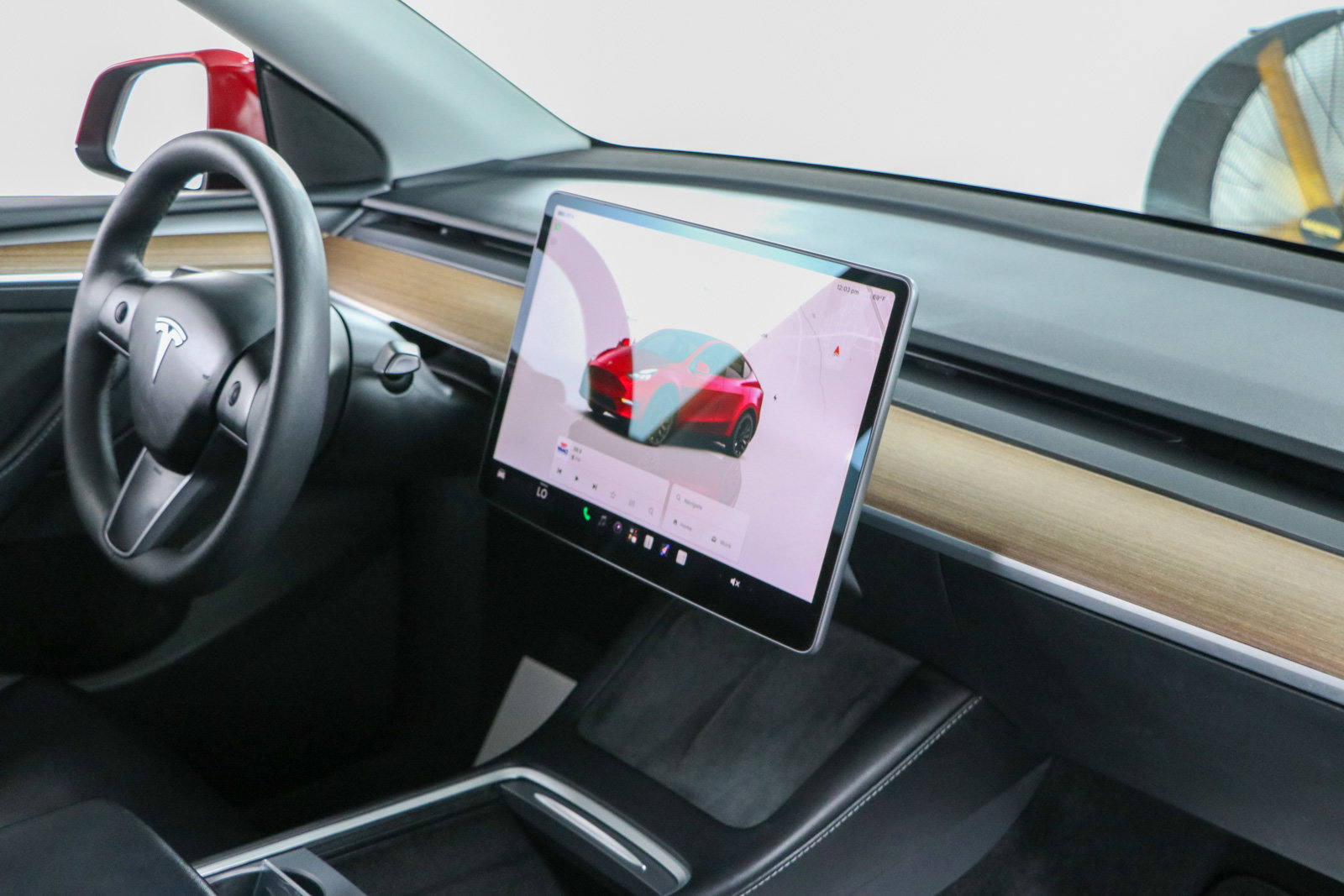 Used 2024 Tesla Model Y Performance AWD/4WD image 23
