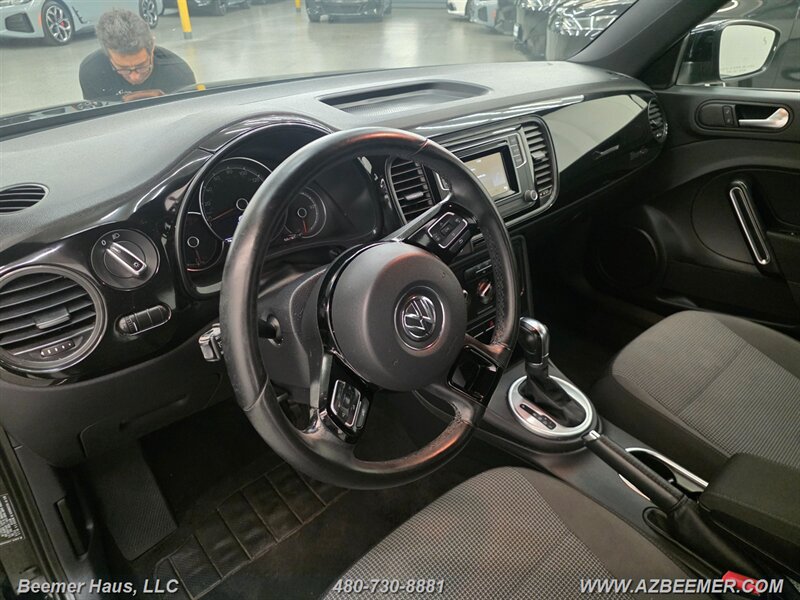Used 2019 Volkswagen Beetle 2.0T FWD image 20
