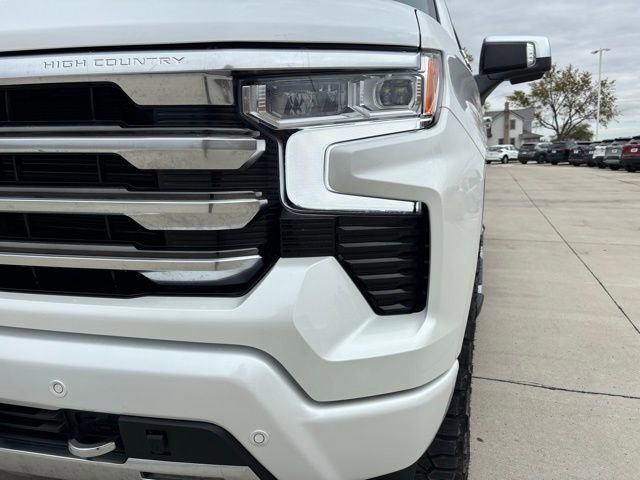 Used 2024 Chevrolet Silverado 1500 High Country w/ High Country Premium Package image 8