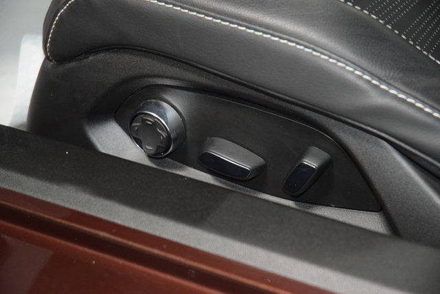 Used 2023 Chevrolet Corvette Stingray Premium Conv w/ Z51 Performance Package image 34