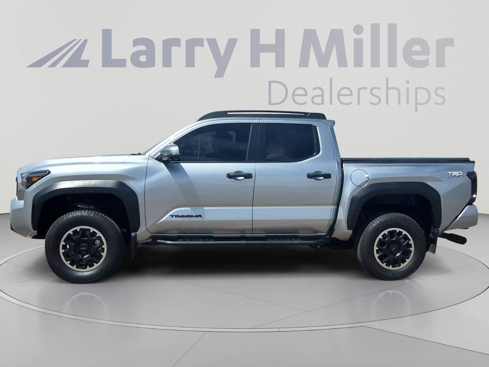 Used 2025 Toyota Tacoma TRD Off-Road w/ TRD Off Road Premium Package AWD/4WD video 2