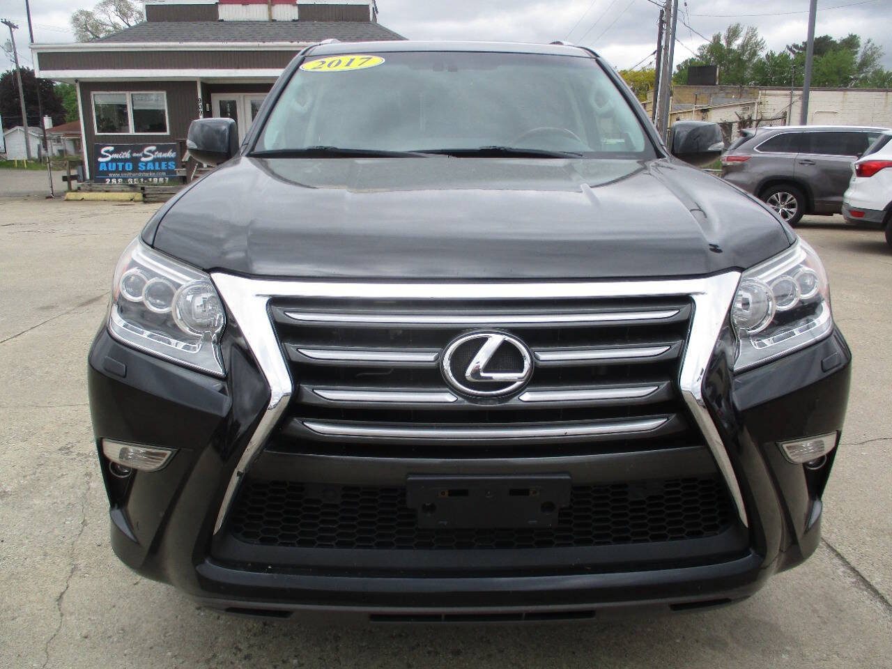Used 2017 Lexus GX 460 Premium w/ Premium Package AWD/4WD image 9