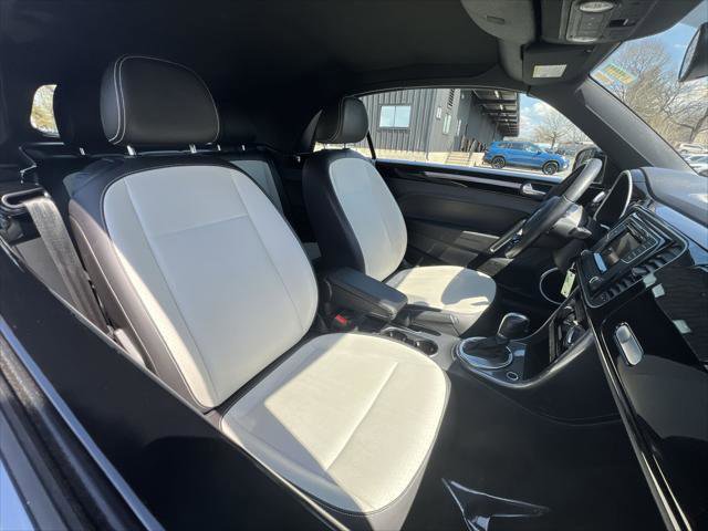 Used 2018 Volkswagen Beetle 2.0T S FWD image 24