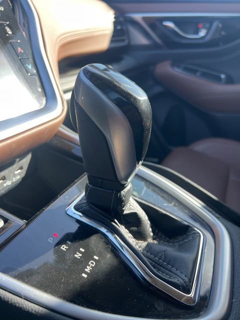 Used 2021 Subaru Outback Touring w/ Popular Package #2 image 16