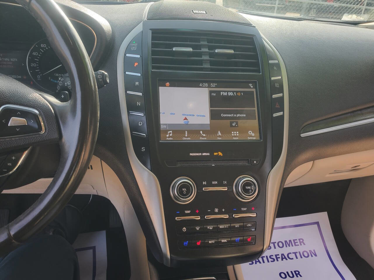 Used 2019 Lincoln MKC Reserve w/ MKC Climate Package image 11