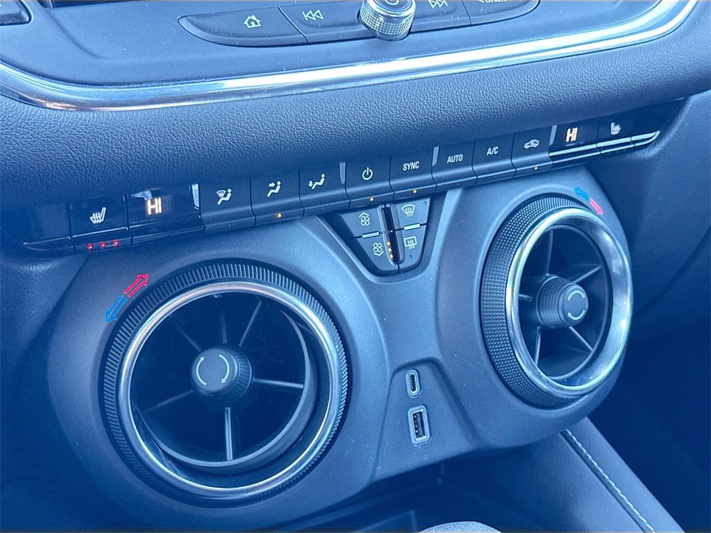 Used 2023 Chevrolet Blazer LT w/ Convenience Package image 15