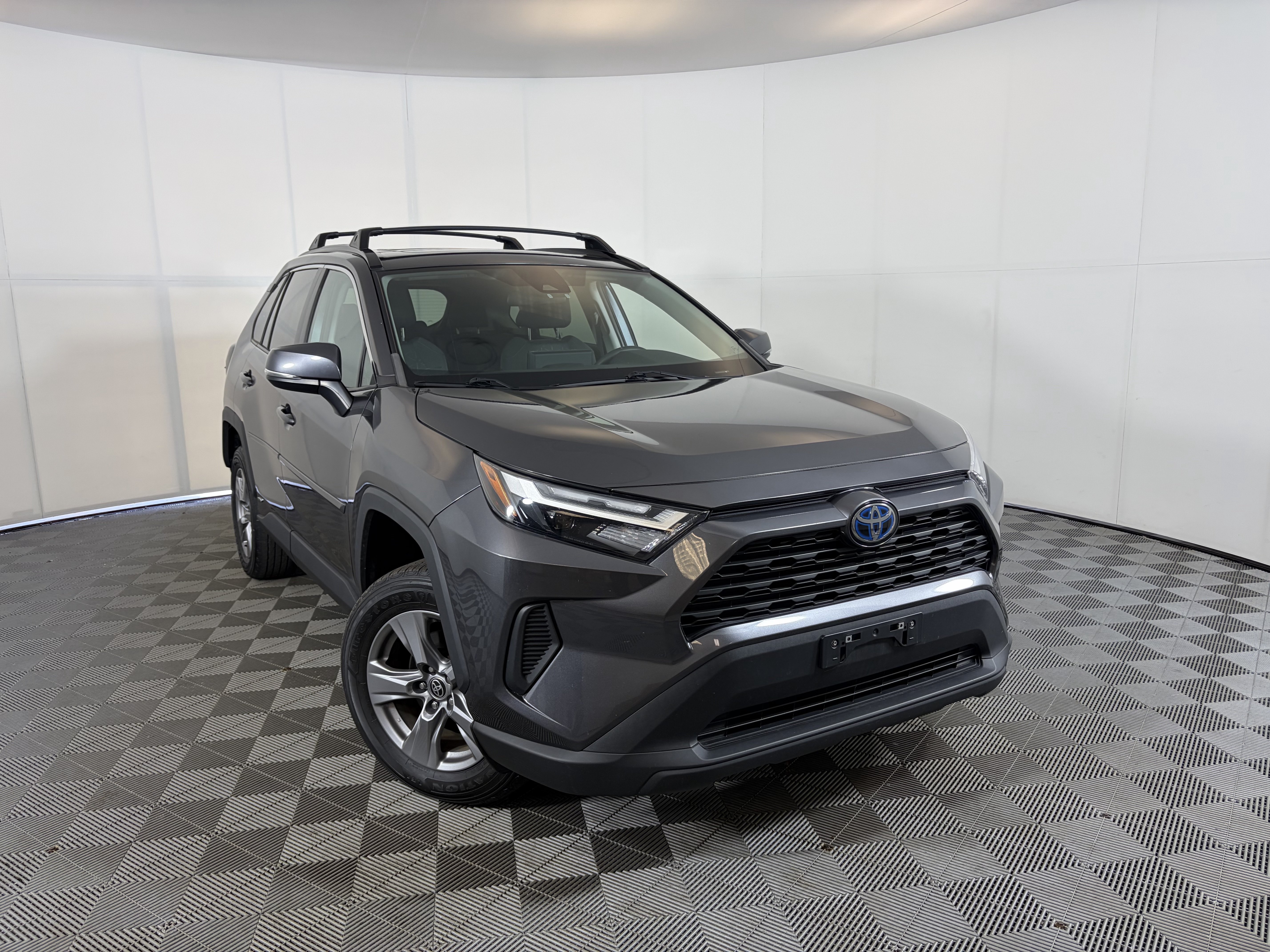 Used 2022 Toyota RAV4 XLE w/ Convenience Package
