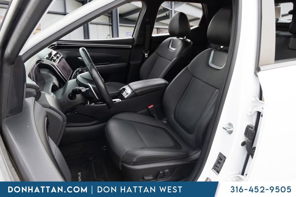 Used 2022 Hyundai Santa Cruz Limited AWD/4WD image 16
