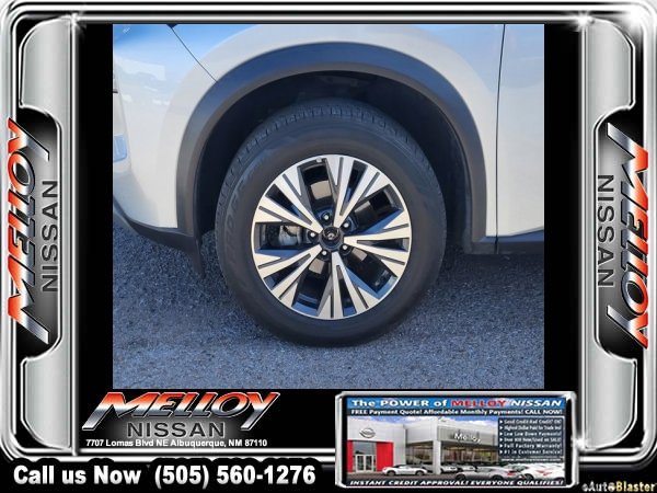 Used 2023 Nissan Rogue SV image 18