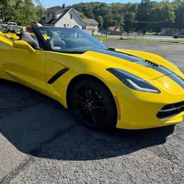 Used 2016 Chevrolet Corvette Stingray Convertible w/ 2LT Preferred Equipment Group RWD image 7