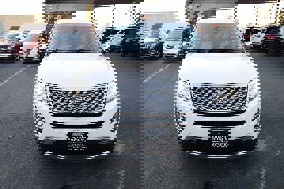 Used 2017 Ford Explorer Platinum image 42