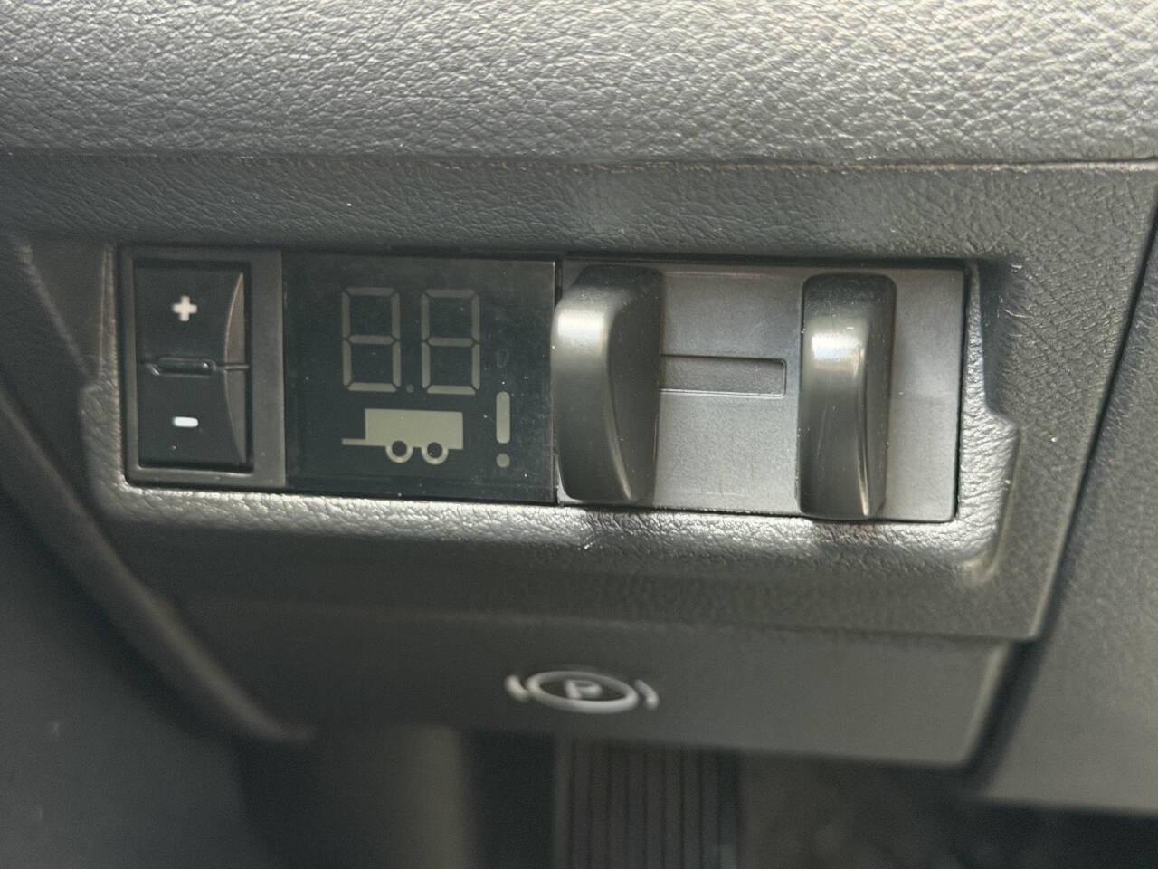 Used 2012 RAM 2500 Laramie AWD/4WD image 25
