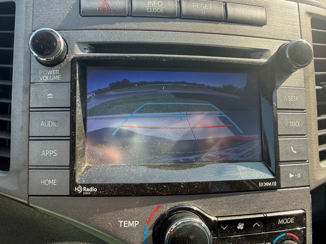 Used 2015 Toyota Venza LE AWD/4WD image 17
