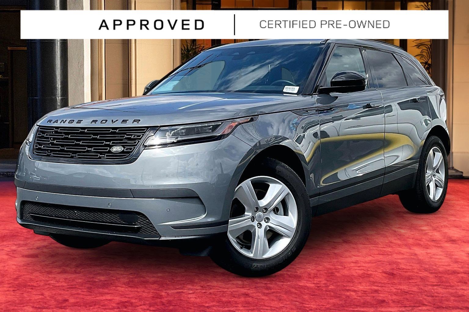 Certified 2025 Land Rover Range Rover Velar S AWD/4WD image 1