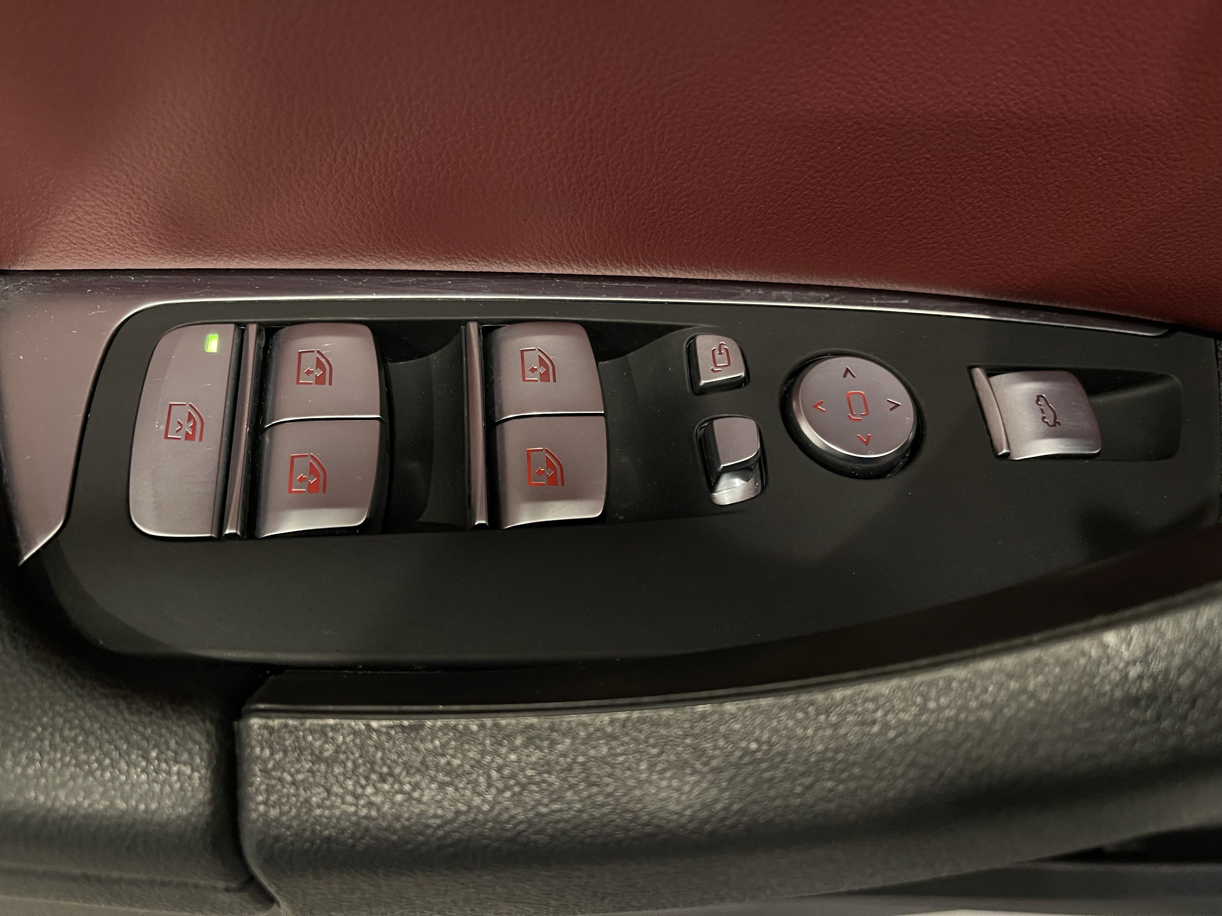 Certified 2022 BMW X3 xDrive30i w/ M Sport Package 2 image 11