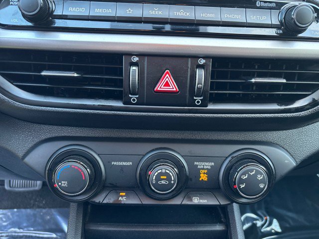 Used 2020 Kia Forte LXS image 18