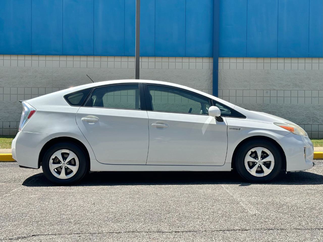 Used 2013 Toyota Prius Three w/ Protection Pkg FWD image 8
