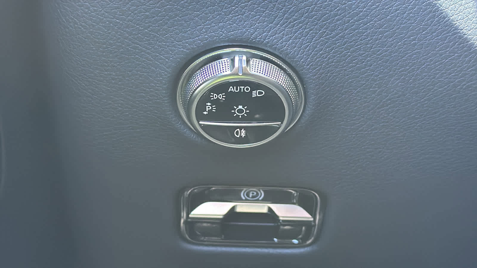 Certified 2026 Mercedes-Benz GLC 300 4MATIC image 19