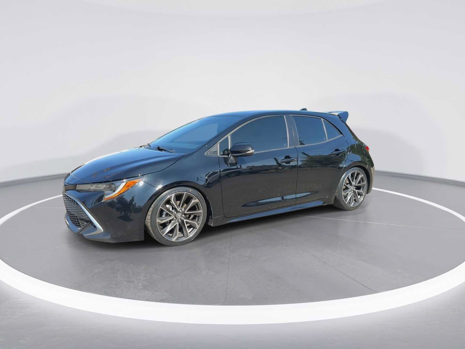 Used 2021 Toyota Corolla XSE FWD image 4