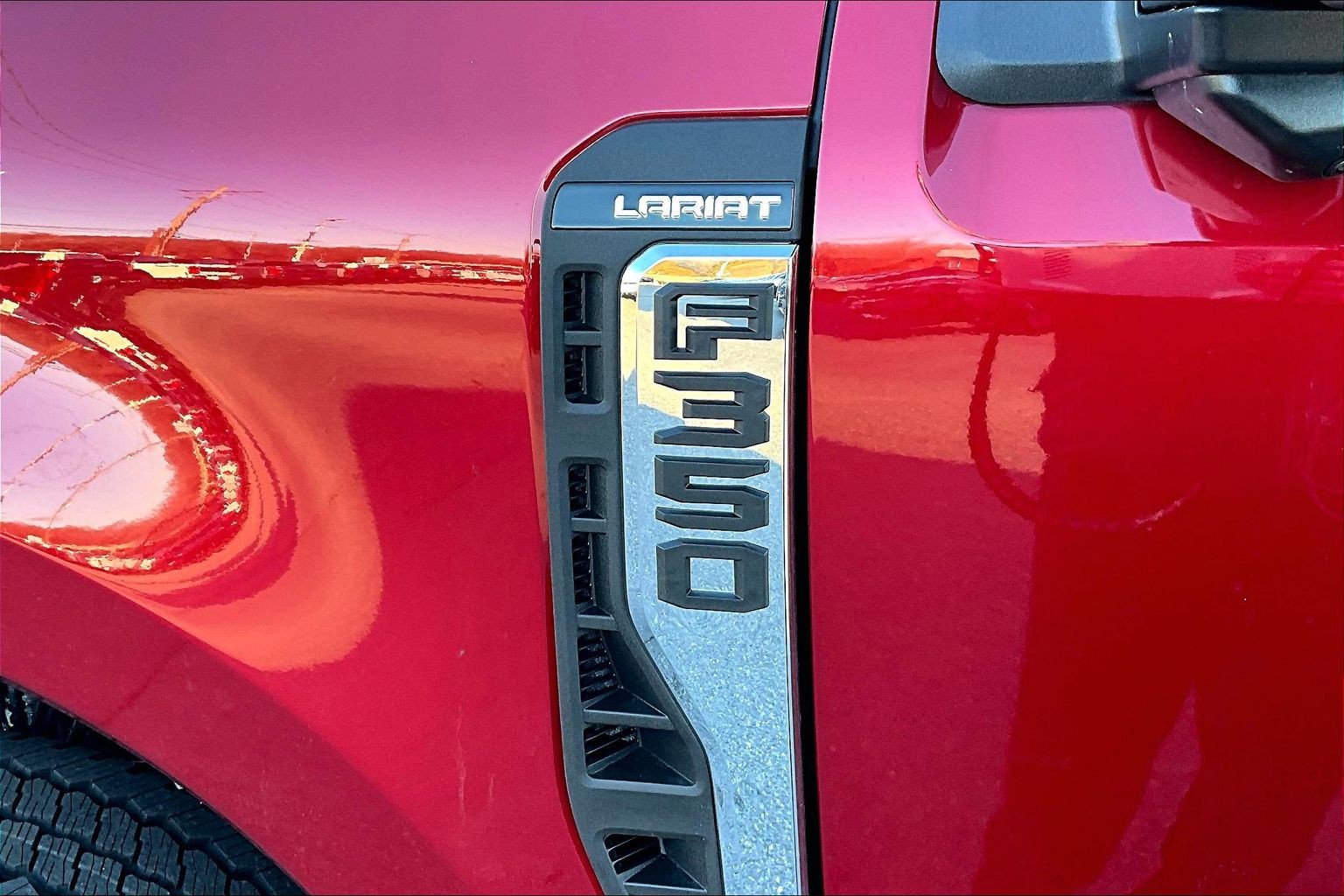 New 2026 Ford F350 Lariat w/ Lariat Ultimate Package AWD/4WD image 12