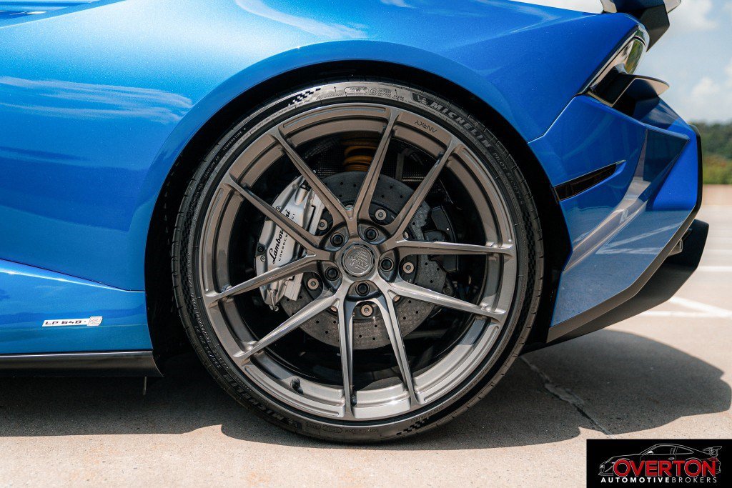 Used 2023 Lamborghini Huracan Tecnica RWD image 38