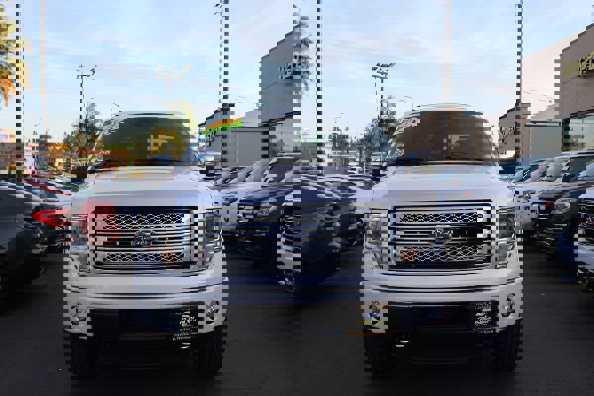 Used 2014 Ford F150 Platinum image 3