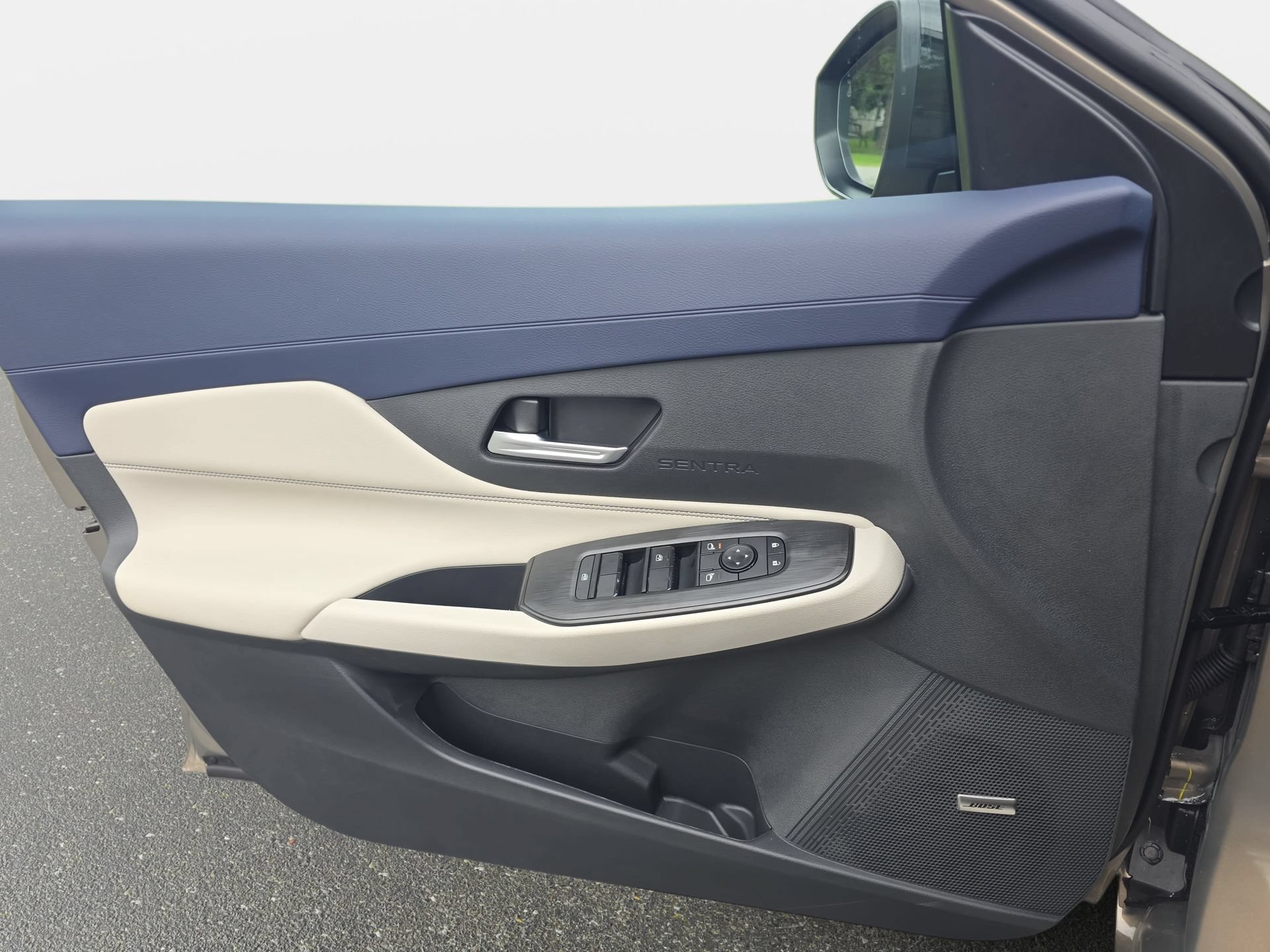 New 2026 Nissan Sentra SL w/ Floor Mat Package FWD image 25