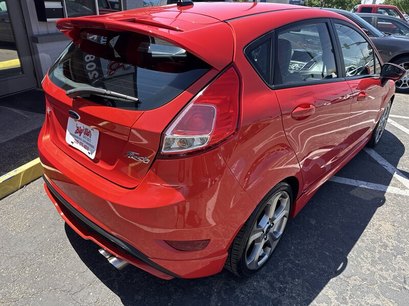 Used 2015 Ford Fiesta ST w/ ST Recaro Package FWD image 8