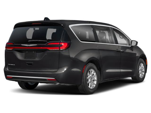 Used 2025 Chrysler Pacifica Select FWD image 2