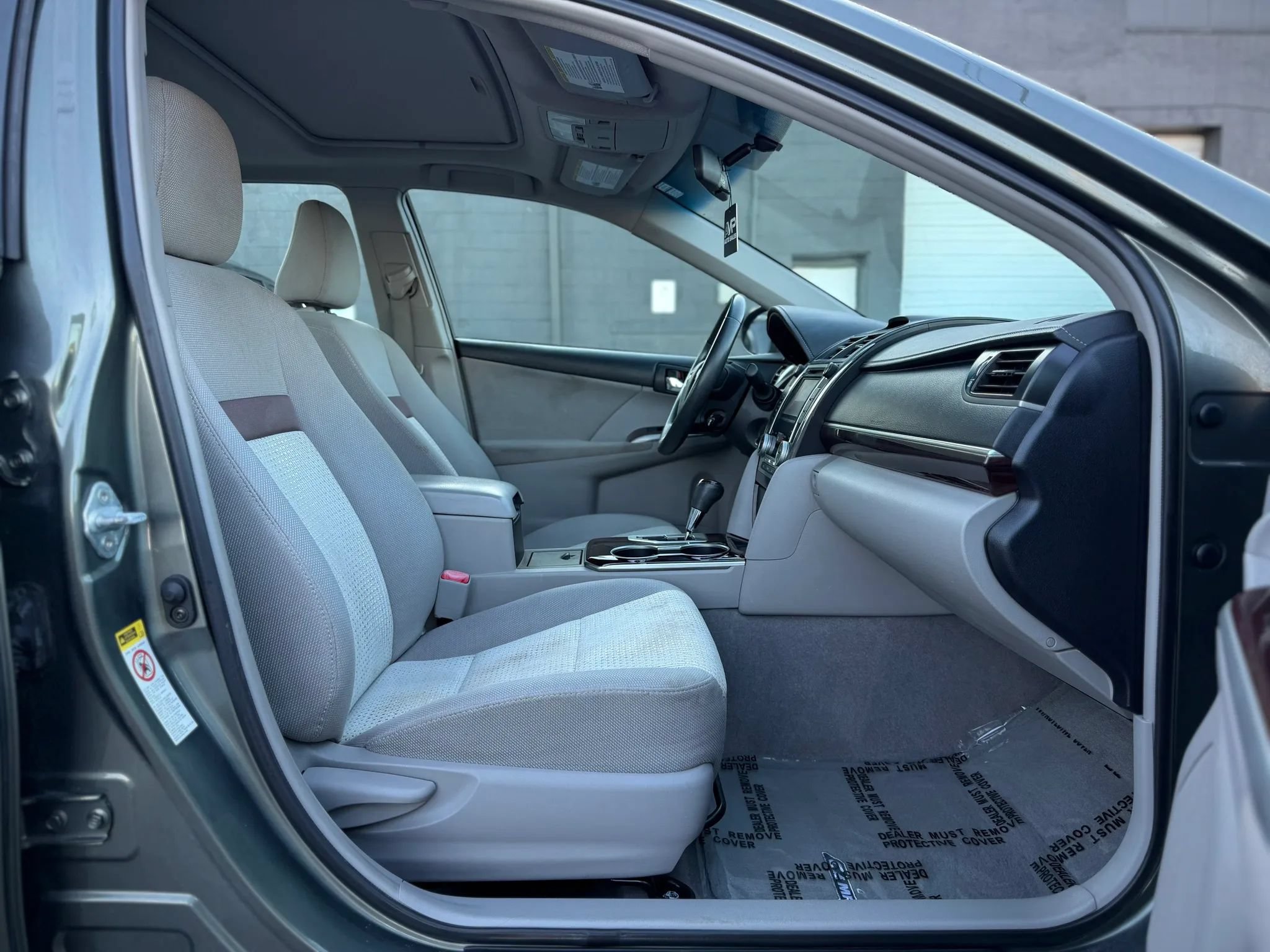 Used 2012 Toyota Camry XLE FWD image 15