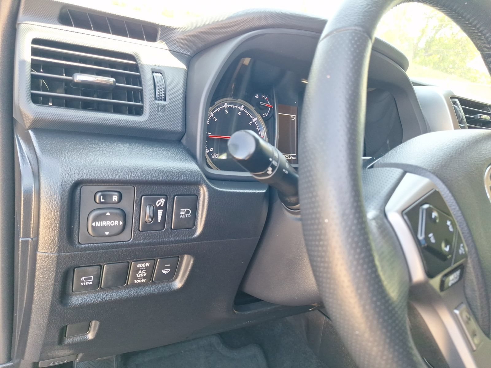 Used 2024 Toyota 4Runner Limited AWD/4WD image 17