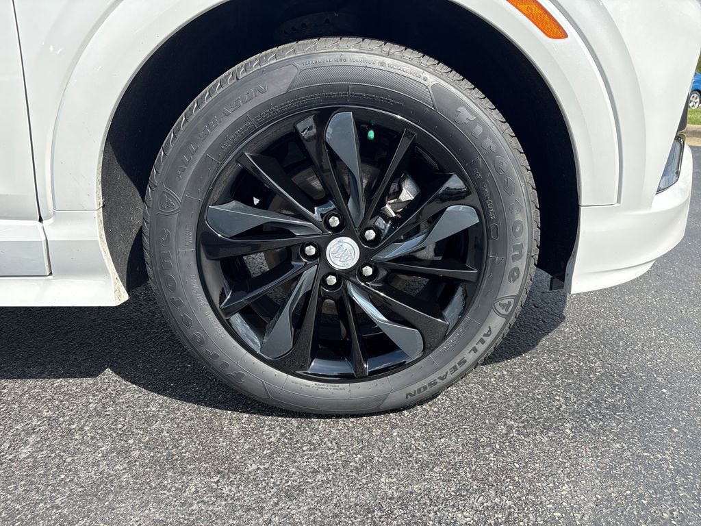 Certified 2022 Buick Encore GX Preferred w/ Sport Touring Package FWD image 34