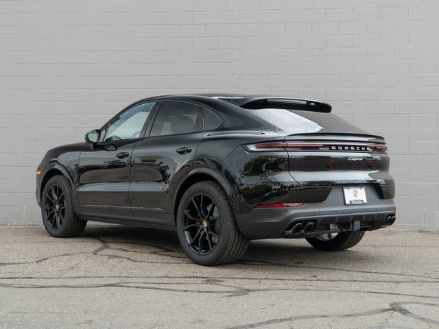 New 2026 Porsche Cayenne Coupe image 3