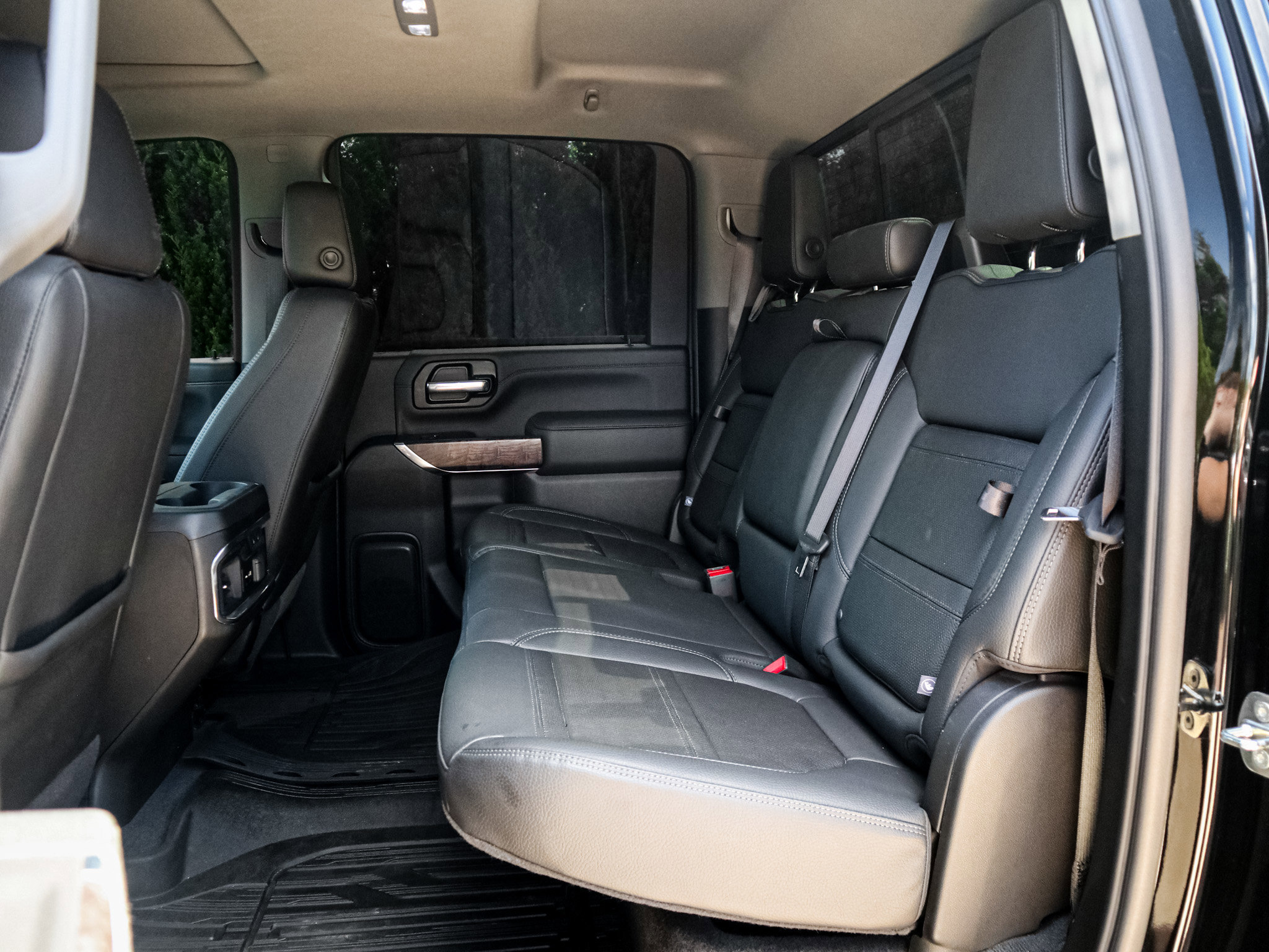 Used 2020 GMC Sierra 3500 Denali w/ Denali Ultimate Package AWD/4WD image 8