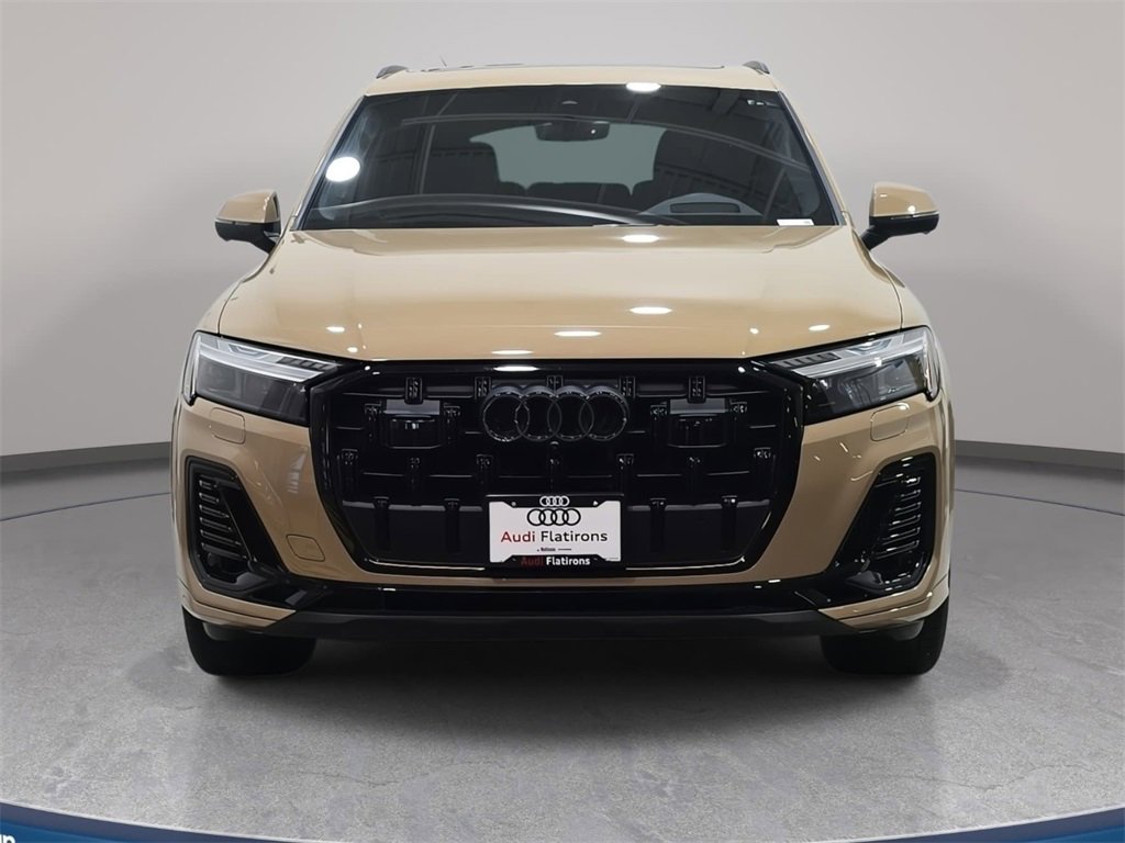 Used 2025 Audi Q7 3.0T Prestige w/ Prestige Package image 3