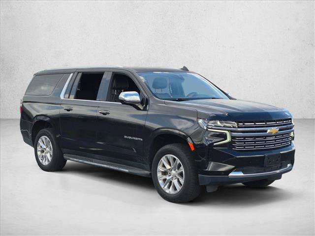 Used 2022 Chevrolet Suburban Premier RWD image 3
