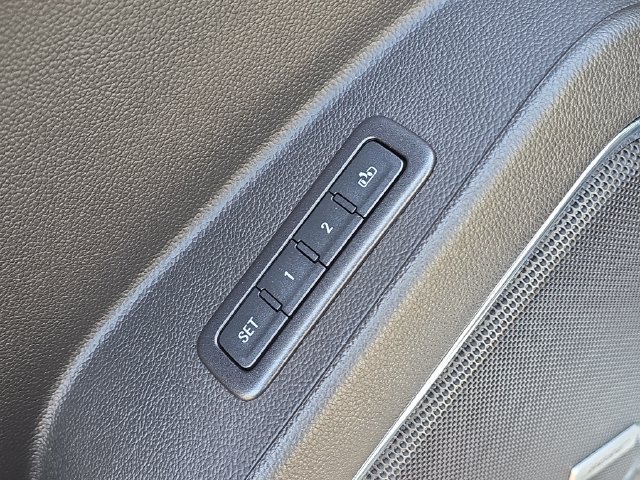 Used 2016 Chevrolet Tahoe LT AWD/4WD image 11