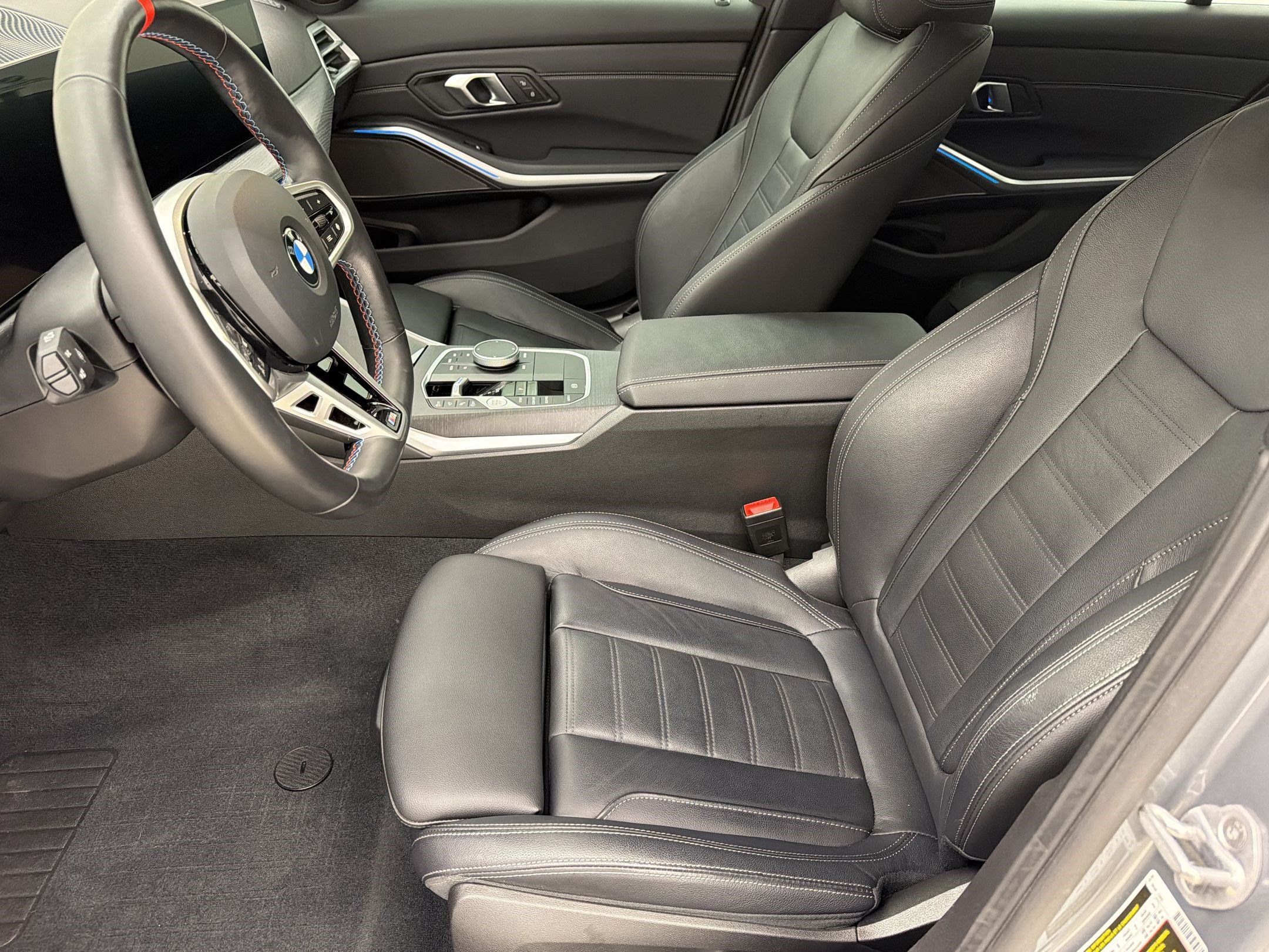 Used 2025 BMW M340i w/ Premium Package RWD image 5